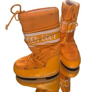 Moon Boot' Orange Snow Boots woman sz 35/38